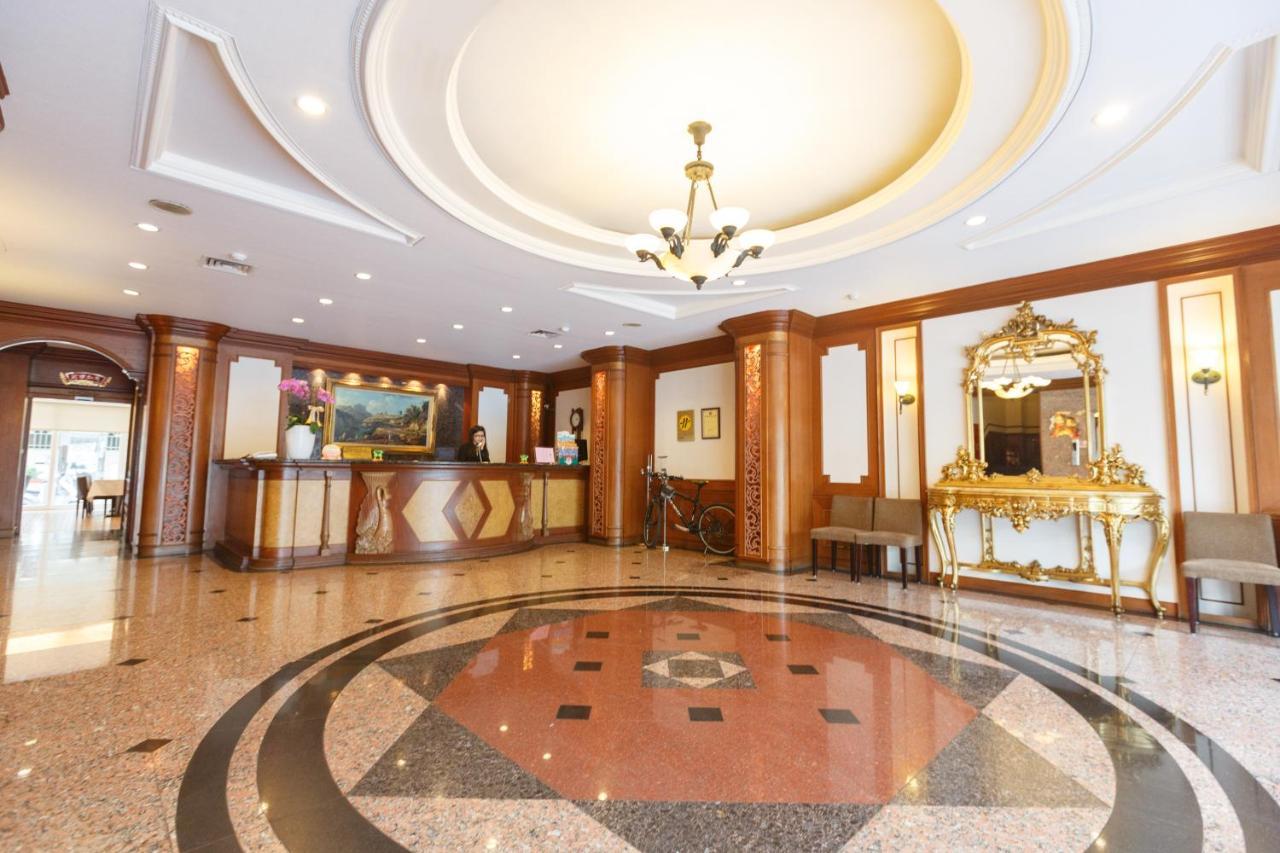 Emperor Hotel Гаосюн Экстерьер фото
